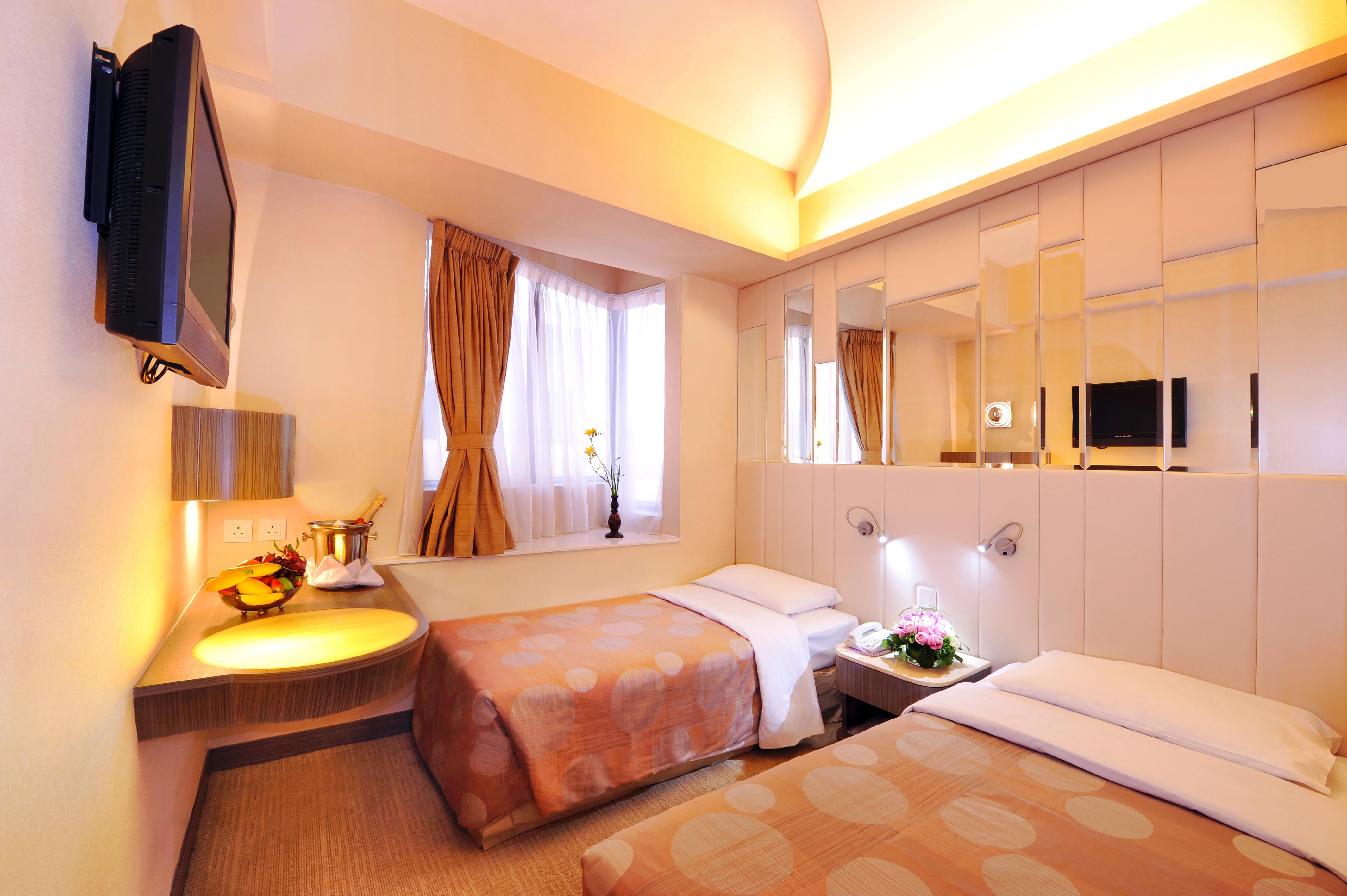 Silka Seaview Hotel Hong Kong Exterior photo