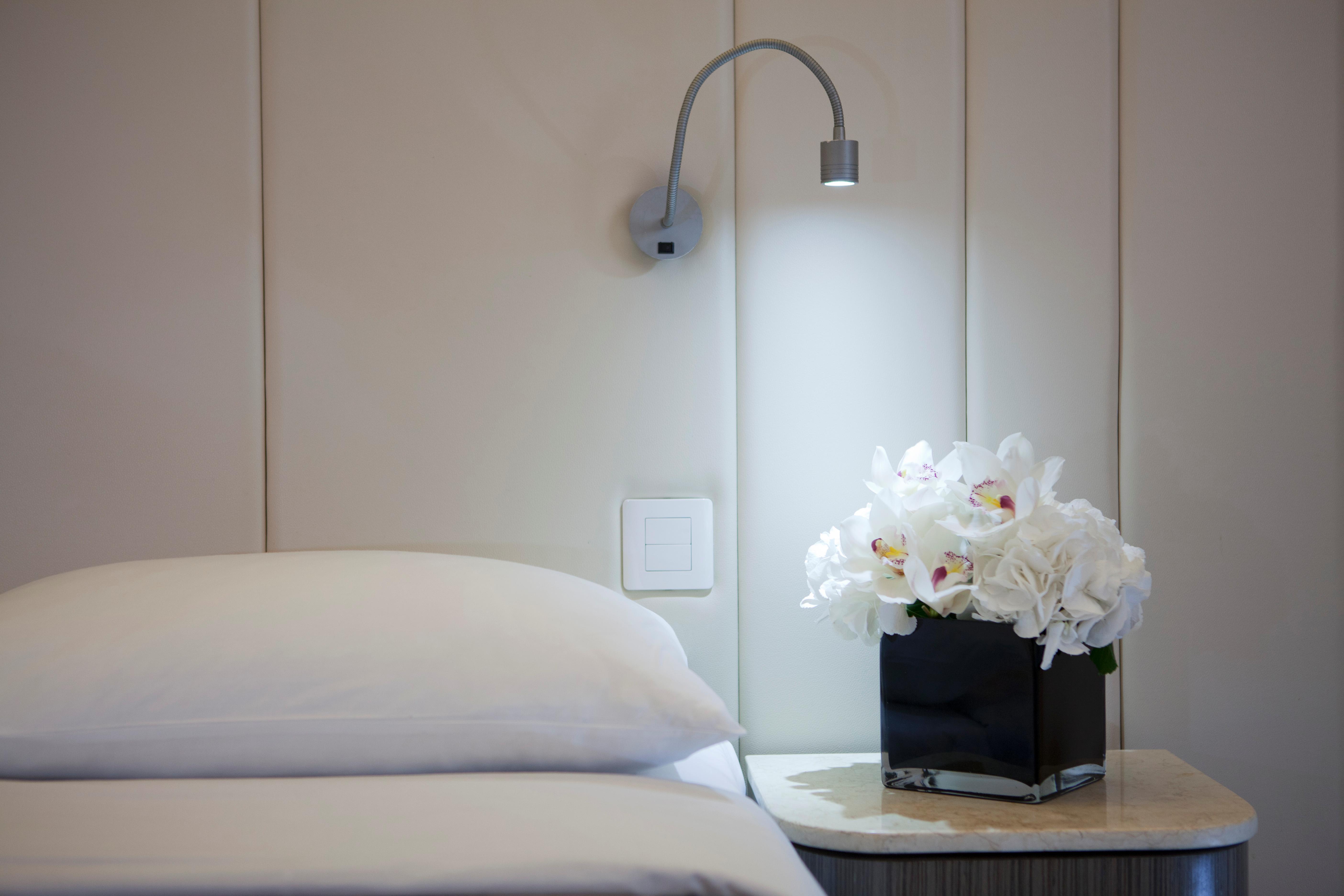 Silka Seaview Hotel Hong Kong Exterior photo