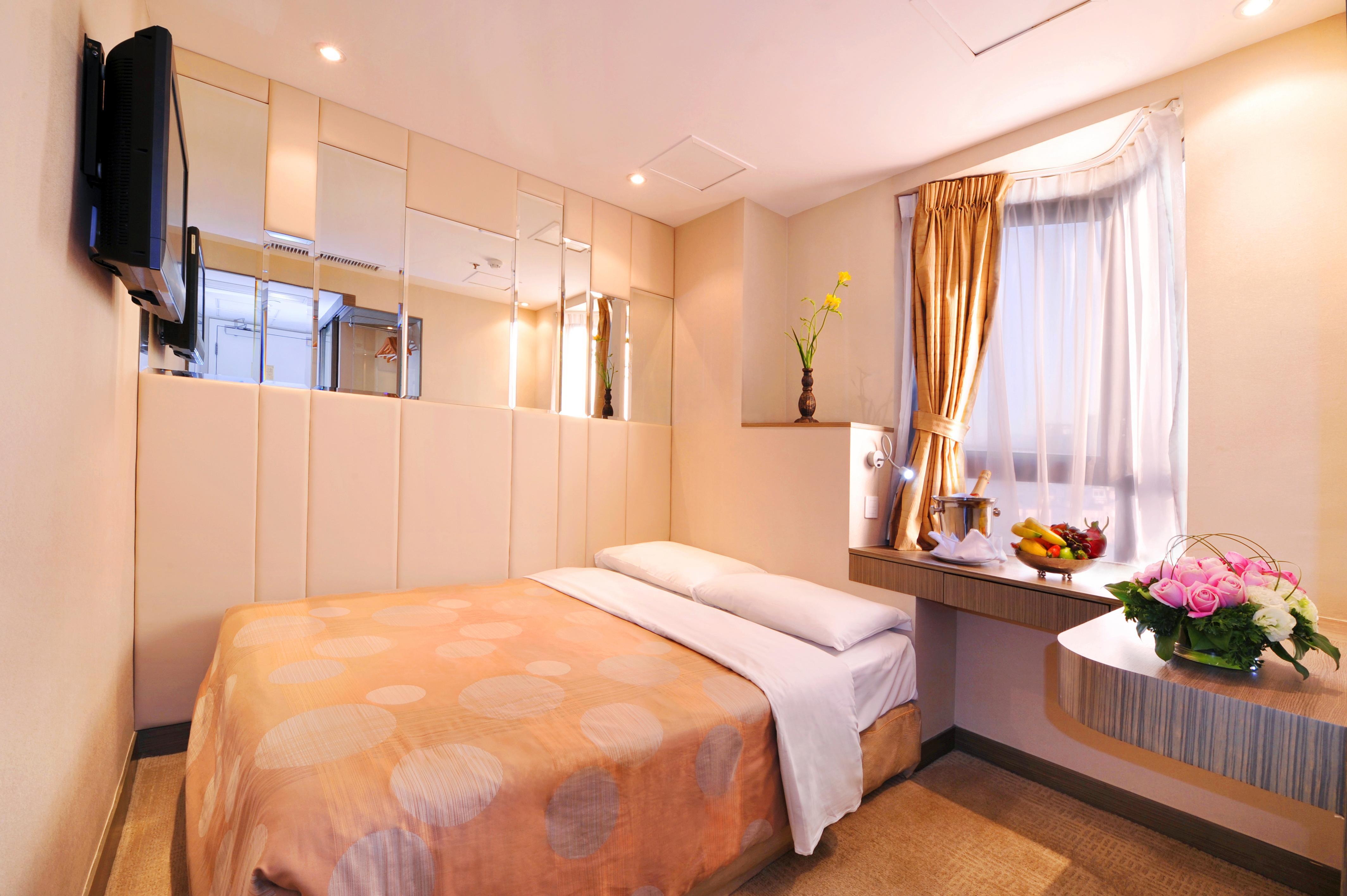 Silka Seaview Hotel Hong Kong Exterior photo