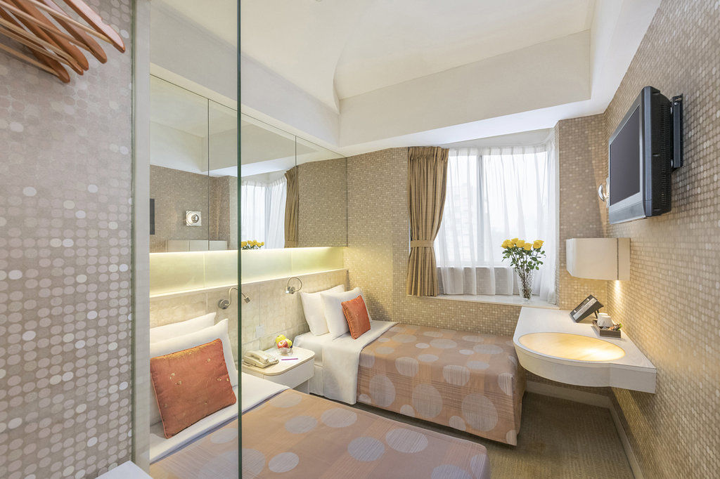 Silka Seaview Hotel Hong Kong Exterior photo